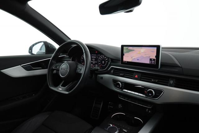 Audi A4 image 8