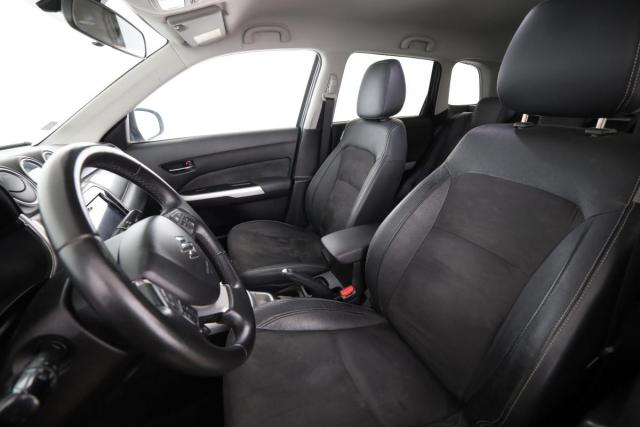 Suzuki Vitara image 4