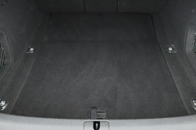 Audi A4 image 8