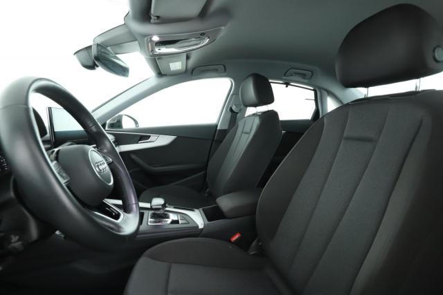 Audi A4 image 5