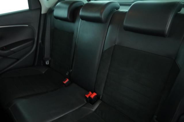 Volkswagen Polo image 6