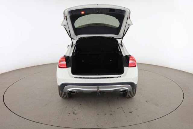 Mercedes Benz Gla image 4
