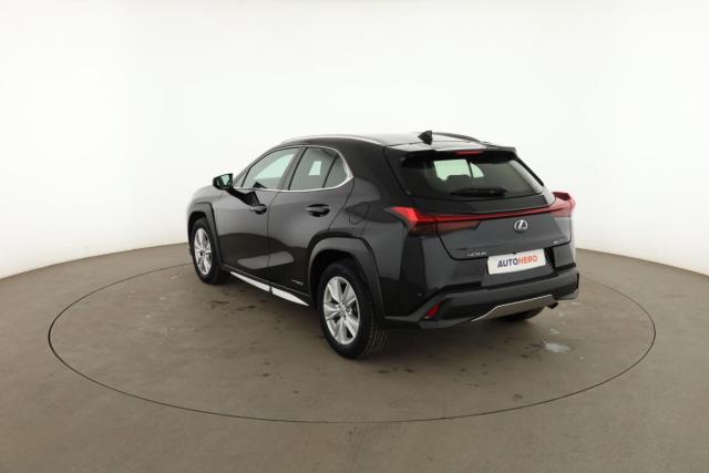 Lexus Ux image 2