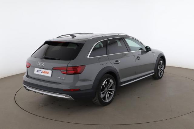 Audi A4 Allroad image 1