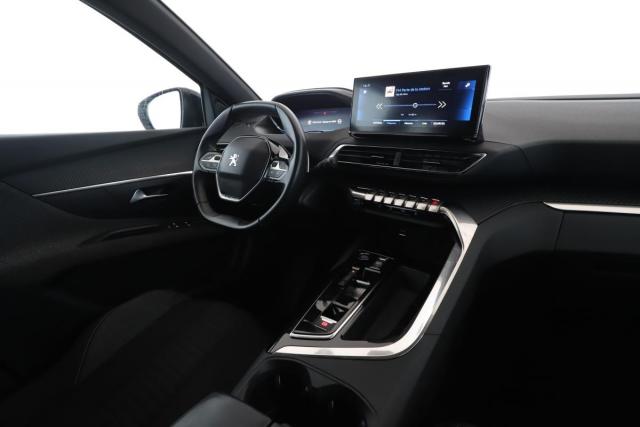 Peugeot 3008 image 8