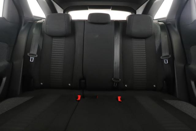 Peugeot 3008 image 1