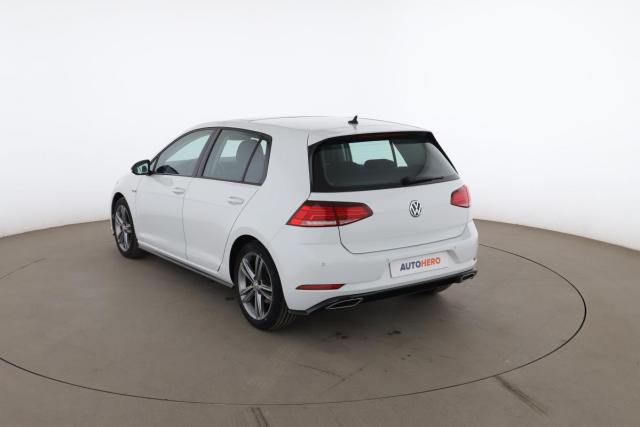 Volkswagen Golf image 8