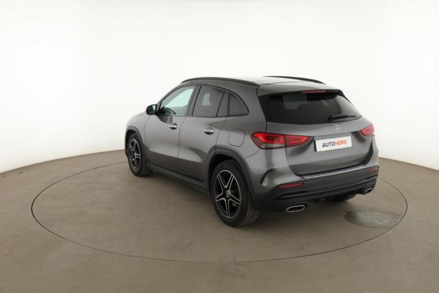 Mercedes Benz Gla image 1