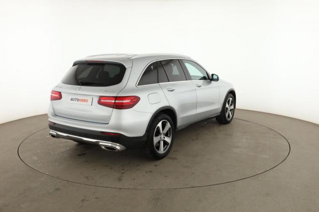 Mercedes Benz Glc image 8