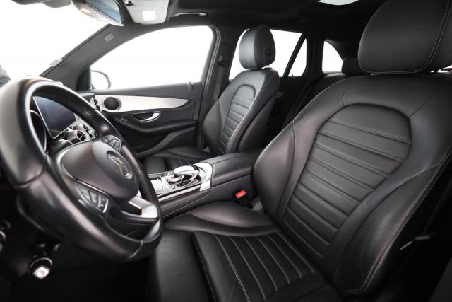 Mercedes Benz Glc image 9