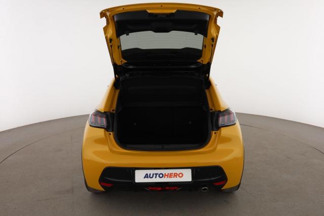 Peugeot 208 image 7