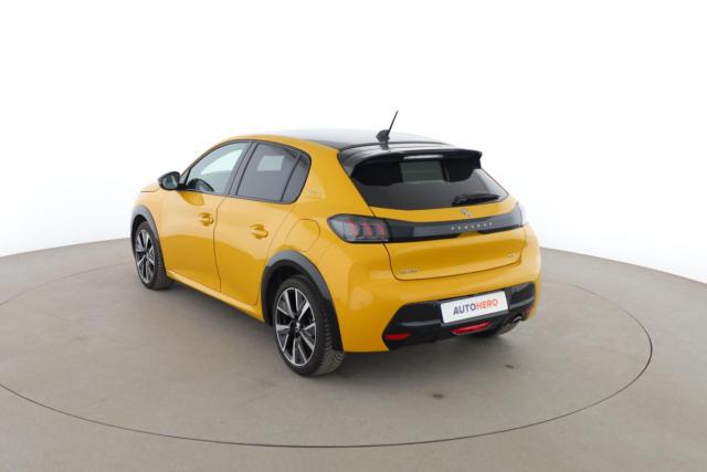 Peugeot 208 image 9