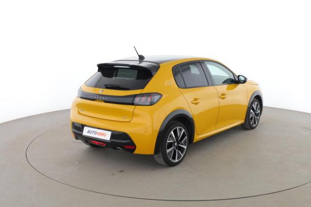 Peugeot 208 image 3