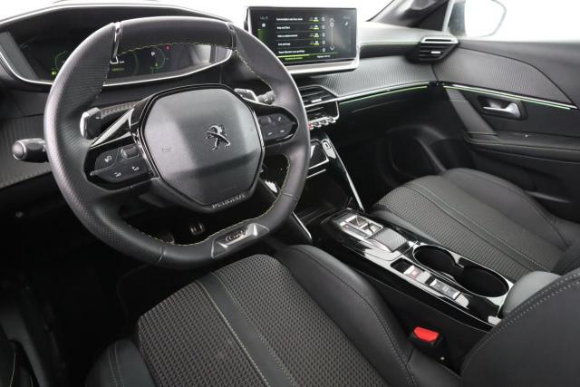 Peugeot 208 image 2
