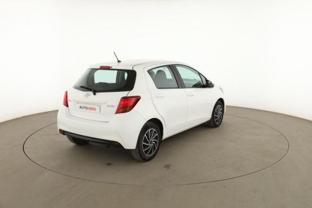 Toyota Yaris image 2