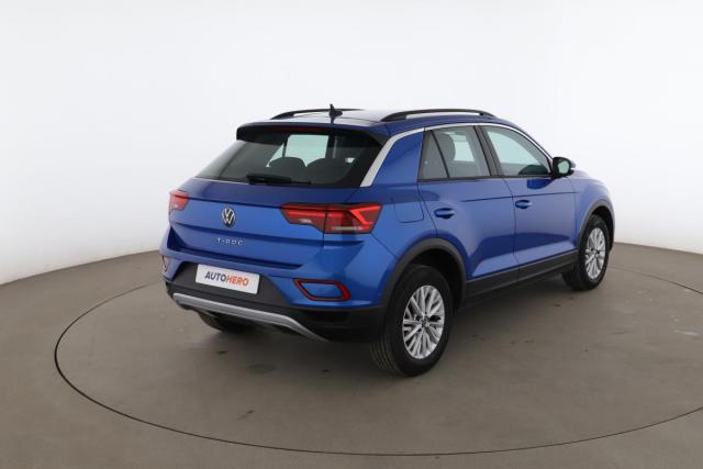 Volkswagen T-Roc image 4