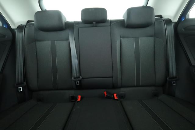 Volkswagen T-Roc image 9