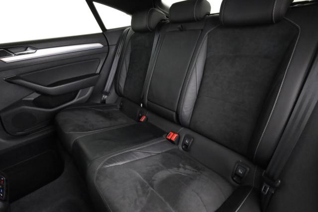 Volkswagen Arteon image 6