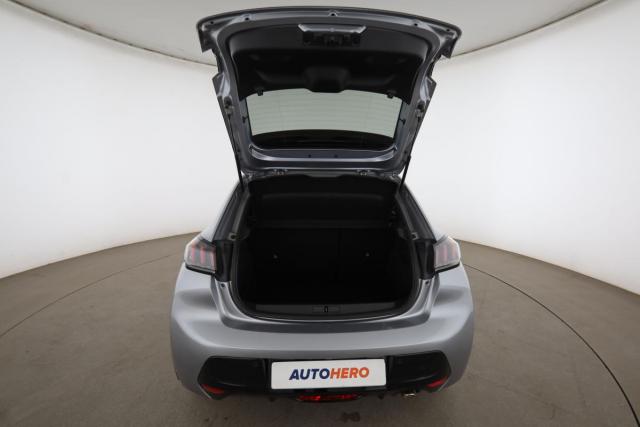 Peugeot 208 image 4