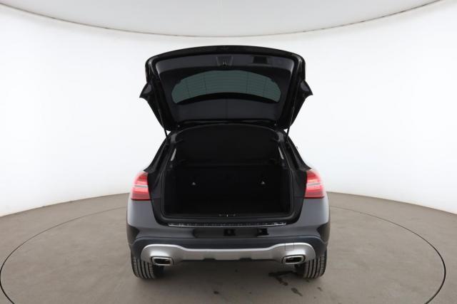 Mercedes Benz Gla image 4