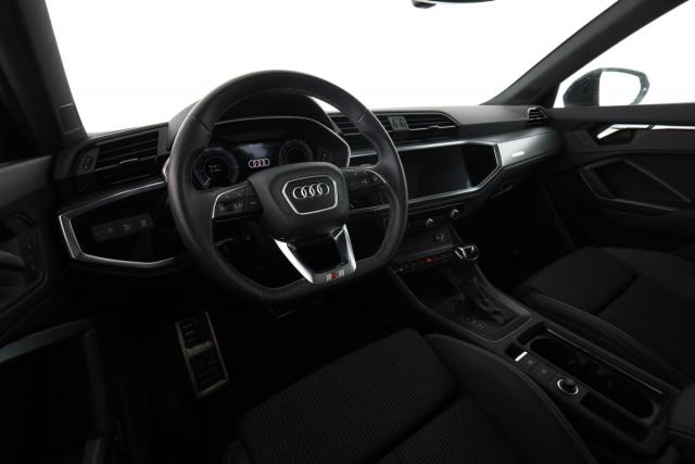 Audi Q3 Sportback image 2