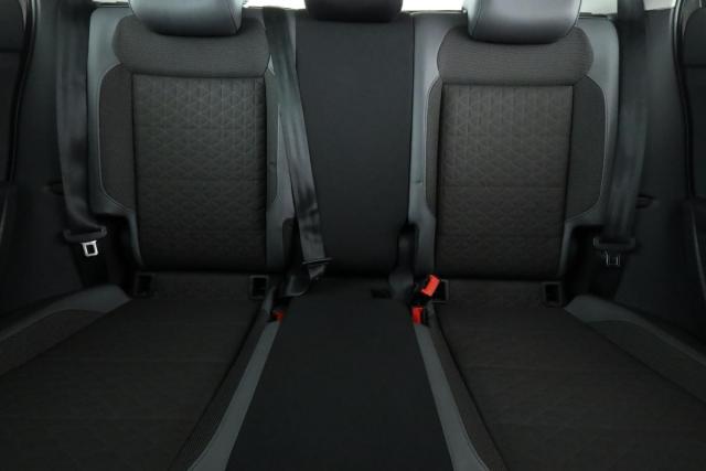 Volkswagen T-Cross image 3