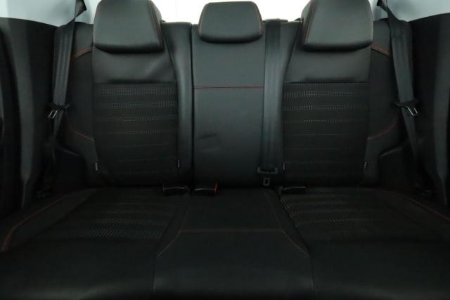 Peugeot 208 image 3