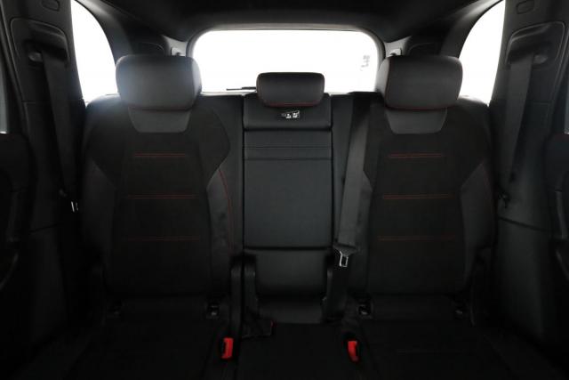 Mercedes Benz Glb image 3