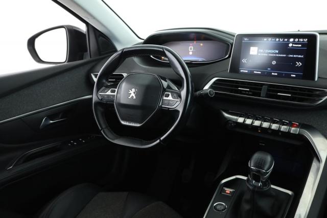 Peugeot 5008 image 6