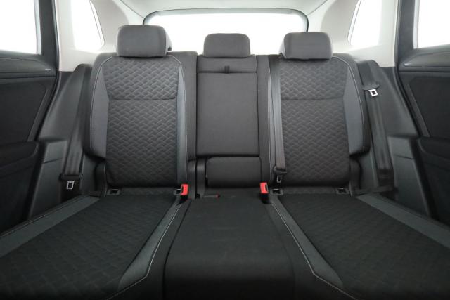 Volkswagen Tiguan image 8