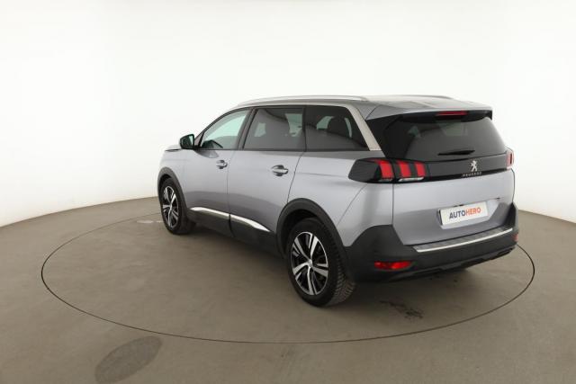 Peugeot 5008 image 2