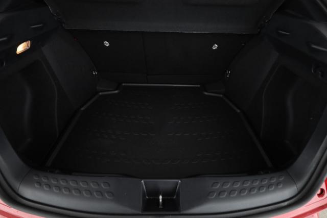 Toyota C-Hr image 4