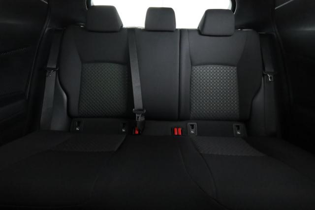 Toyota C-Hr image 3