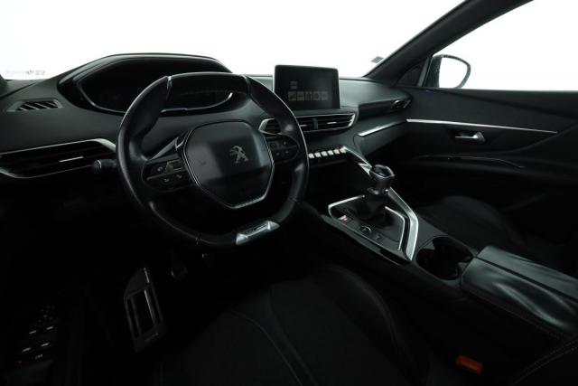 Peugeot 3008 image 1