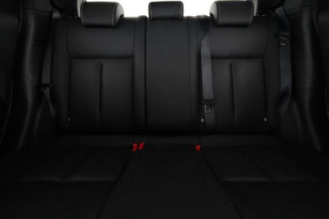Nissan Juke image 6