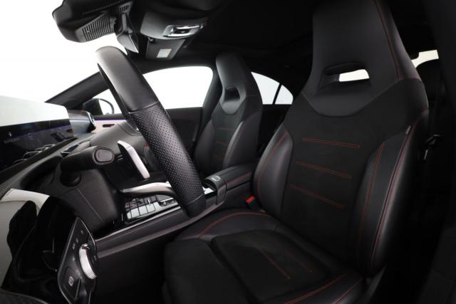 Mercedes Benz Cla image 9