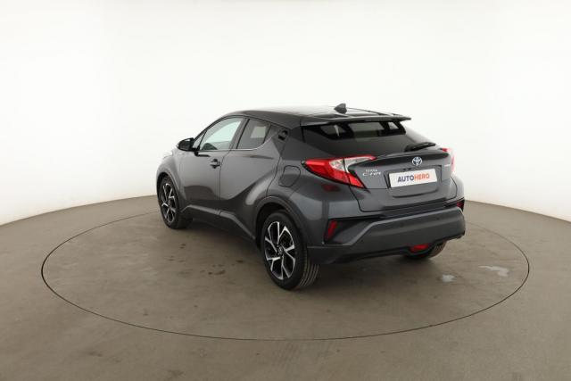 Toyota C-Hr image 9