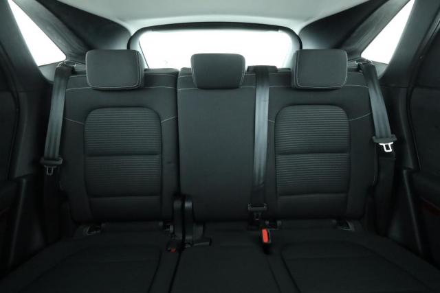 Ford Kuga image 9