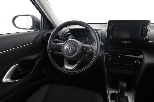 Toyota Yaris Cross image 1