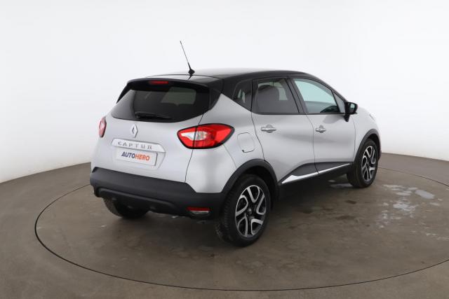 Renault Captur image 9