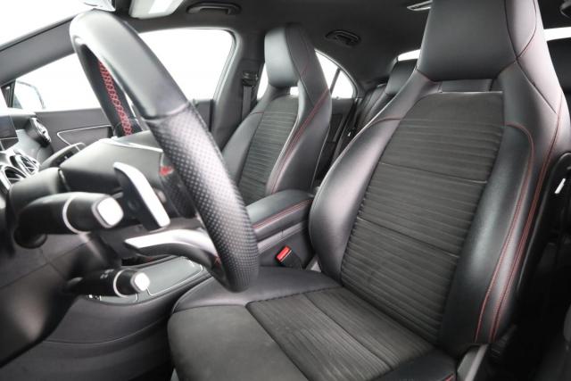 Mercedes Benz Cla image 2
