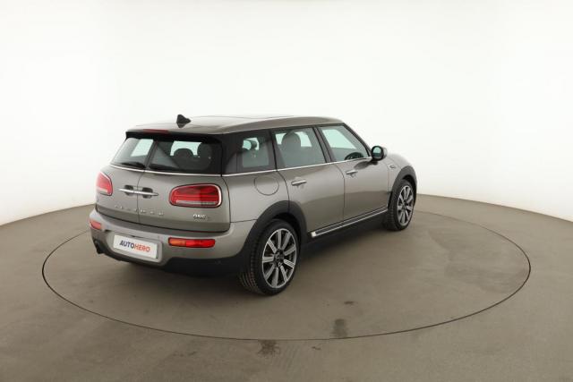 Mini Clubman image 5