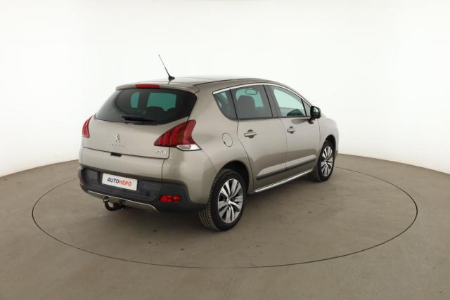 Peugeot 3008 image 2