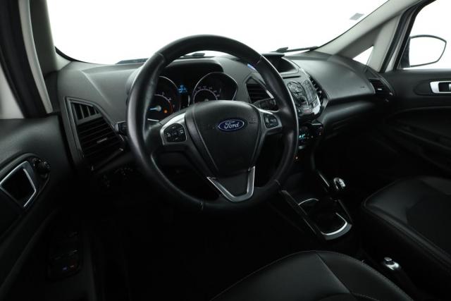 Ford Ecosport image 9