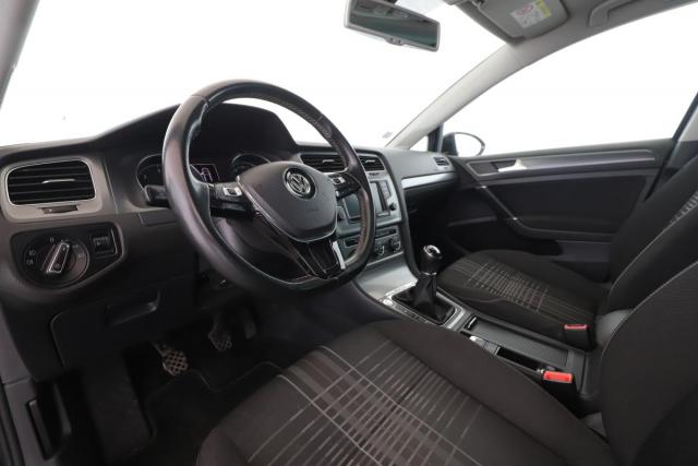 Volkswagen Golf image 5