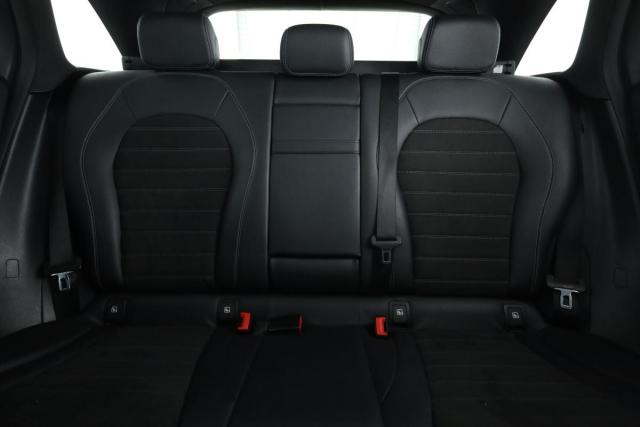 Mercedes Benz Glc image 2