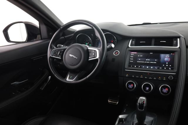 Jaguar E-Pace image 6
