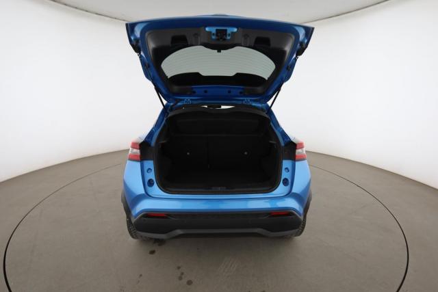 Nissan Juke image 9