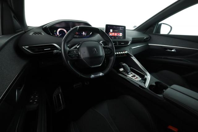 Peugeot 3008 image 3