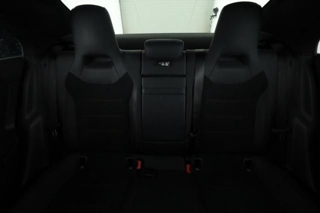 Mercedes Benz Cla image 5